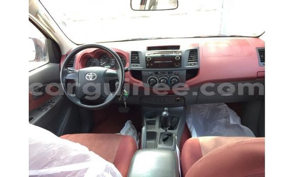 Buy Import Toyota Hilux Red Car in Import - Dubai in Conakry Buy Import Toyota Hilux Red Car in Import - Dubai in Conakry