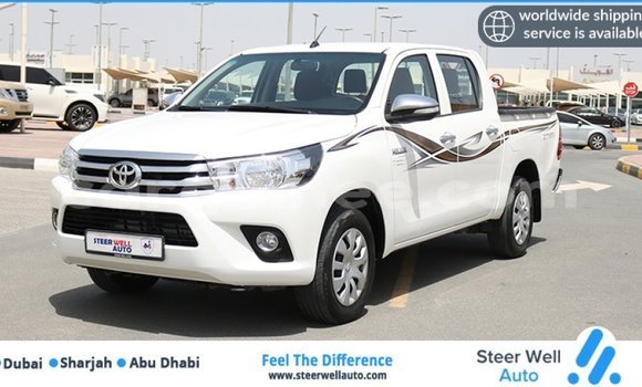 Acheter Import Voiture Toyota Hilux Blanc à Import - Dubai, Conakry Acheter Import Voiture Toyota Hilux Blanc à Import - Dubai, Conakry