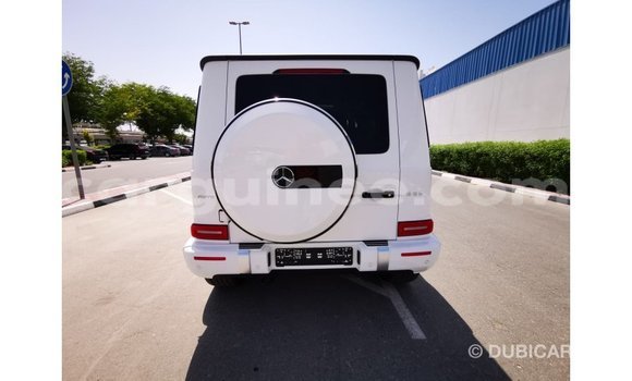Buy Import Mercedes-Benz 190 White Car in Import - Dubai in Conakry Buy Import Mercedes-Benz 190 White Car in Import - Dubai in Conakry