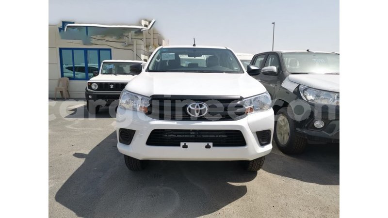 Big with watermark toyota hilux conakry import dubai 5709