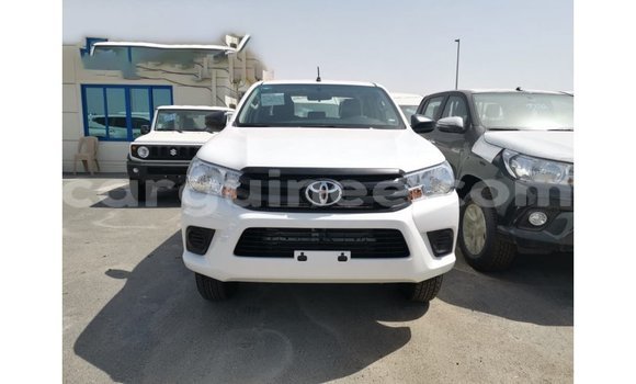 Buy Import Toyota Hilux White Car in Import - Dubai in Conakry Buy Import Toyota Hilux White Car in Import - Dubai in Conakry