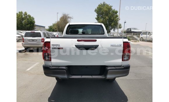 Buy Import Toyota Hilux White Car in Import - Dubai in Conakry Buy Import Toyota Hilux White Car in Import - Dubai in Conakry