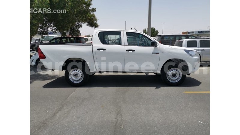Big with watermark toyota hilux conakry import dubai 5709