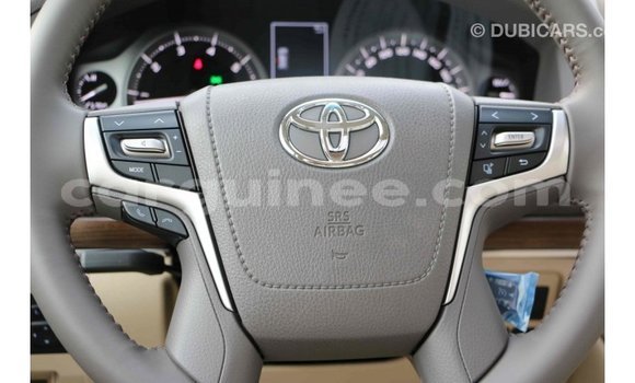Buy Import Toyota Land Cruiser Black Car in Import - Dubai in Conakry Buy Import Toyota Land Cruiser Black Car in Import - Dubai in Conakry