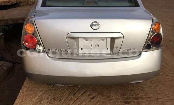 Buy Used Nissan Altima Silver Car in Conakry in Conakry Buy Used Nissan Altima Silver Car in Conakry in Conakry