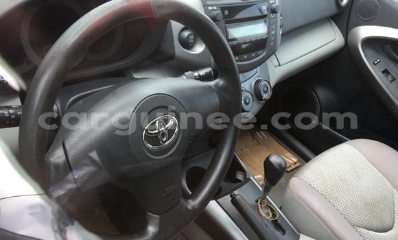 Buy Used Toyota RAV4 Blue Car in Conakry in Conakry Buy Used Toyota RAV4 Blue Car in Conakry in Conakry