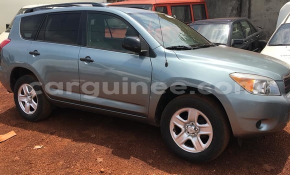 Buy Used Toyota RAV4 Blue Car in Conakry in Conakry Buy Used Toyota RAV4 Blue Car in Conakry in Conakry