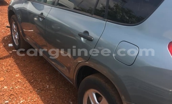 Buy Used Toyota RAV4 Blue Car in Conakry in Conakry Buy Used Toyota RAV4 Blue Car in Conakry in Conakry