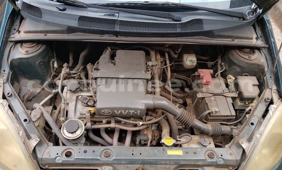 Buy Used Toyota Yaris Green Car in Conakry in Conakry Buy Used Toyota Yaris Green Car in Conakry in Conakry