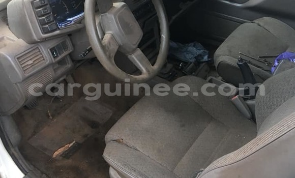 Buy Used Isuzu Rodeo White Car in Conakry in Conakry Buy Used Isuzu Rodeo White Car in Conakry in Conakry