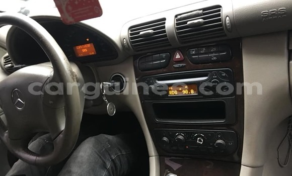 Buy Used Mercedes-Benz C–Class Blue Car in Conakry in Conakry Buy Used Mercedes-Benz C–Class Blue Car in Conakry in Conakry
