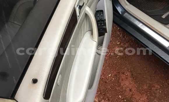 Buy Used Mercedes-Benz C–Class Blue Car in Conakry in Conakry Buy Used Mercedes-Benz C–Class Blue Car in Conakry in Conakry