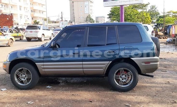 Buy Used Toyota RAV4 Green Car in Conakry in Conakry Buy Used Toyota RAV4 Green Car in Conakry in Conakry