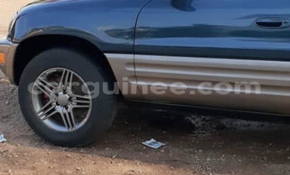 Buy Used Toyota RAV4 Green Car in Conakry in Conakry Buy Used Toyota RAV4 Green Car in Conakry in Conakry