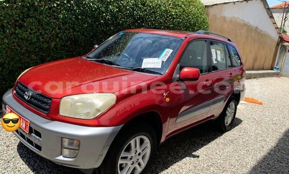 Acheter Occasion Voiture Toyota RAV4 Rouge à Conakry, Conakry Acheter Occasion Voiture Toyota RAV4 Rouge à Conakry, Conakry