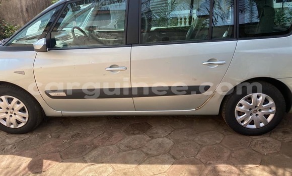 Buy Used Renault Espace Silver Car in Conakry in Conakry
