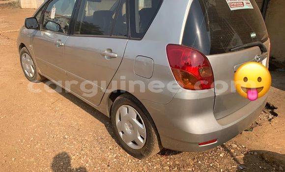 Acheter Occasion Voiture Toyota Verso Beige à Conakry, Conakry Acheter Occasion Voiture Toyota Verso Beige à Conakry, Conakry