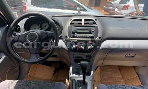 Acheter Occasion Voiture Toyota RAV4 Gris à Conakry, Conakry Acheter Occasion Voiture Toyota RAV4 Gris à Conakry, Conakry