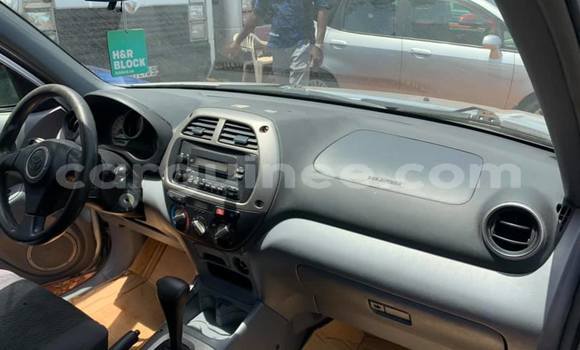 Acheter Occasion Voiture Toyota RAV4 Gris à Conakry, Conakry Acheter Occasion Voiture Toyota RAV4 Gris à Conakry, Conakry