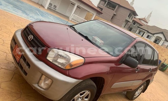 Acheter Occasion Voiture Toyota RAV4 Rouge à Conakry, Conakry Acheter Occasion Voiture Toyota RAV4 Rouge à Conakry, Conakry