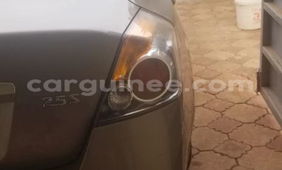 Acheter Occasion Voiture Nissan Almera Gris à Conakry, Conakry Acheter Occasion Voiture Nissan Almera Gris à Conakry, Conakry