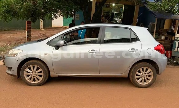 Buy Used Toyota Auris Silver Car in Conakry in Conakry Buy Used Toyota Auris Silver Car in Conakry in Conakry
