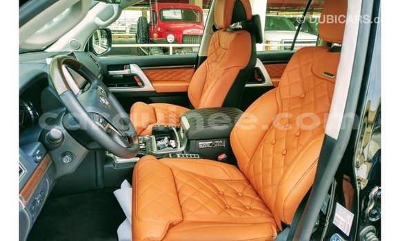 Buy Import Toyota Land Cruiser Black Car in Import - Dubai in Conakry Buy Import Toyota Land Cruiser Black Car in Import - Dubai in Conakry