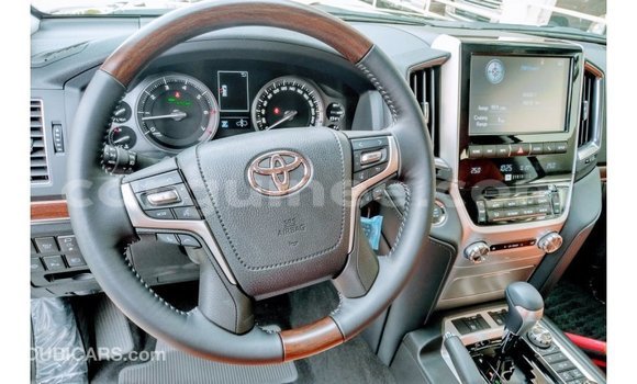 Buy Import Toyota Land Cruiser Black Car in Import - Dubai in Conakry Buy Import Toyota Land Cruiser Black Car in Import - Dubai in Conakry