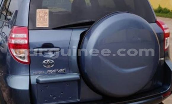 Acheter Occasion Voiture Toyota RAV4 Bleu à Conakry, Conakry Acheter Occasion Voiture Toyota RAV4 Bleu à Conakry, Conakry