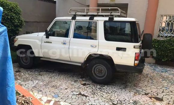 Acheter Occasion Voiture Toyota Land Cruiser Blanc à Conakry, Conakry Acheter Occasion Voiture Toyota Land Cruiser Blanc à Conakry, Conakry