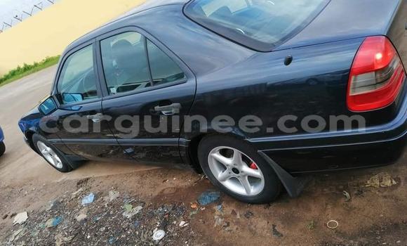 Acheter Occasion Voiture Mercedes-Benz C–Class Bleu à Conakry, Conakry Acheter Occasion Voiture Mercedes-Benz C–Class Bleu à Conakry, Conakry