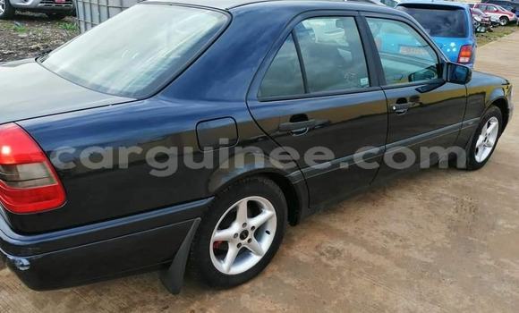 Acheter Occasion Voiture Mercedes-Benz C–Class Bleu à Conakry, Conakry Acheter Occasion Voiture Mercedes-Benz C–Class Bleu à Conakry, Conakry