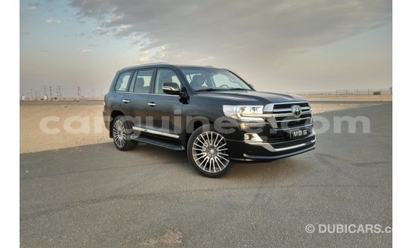 Buy Import Toyota Land Cruiser Black Car in Import - Dubai in Conakry Buy Import Toyota Land Cruiser Black Car in Import - Dubai in Conakry