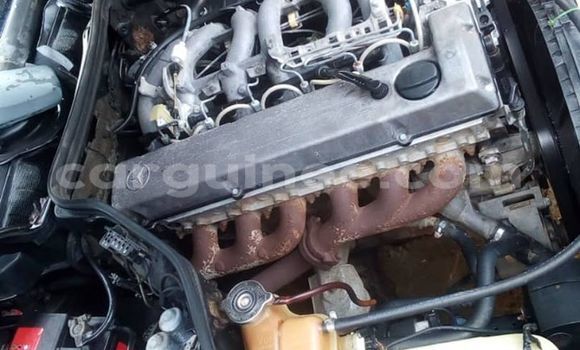 Acheter Occasion Voiture Mercedes-Benz 190–Series Noir à Conakry, Conakry Acheter Occasion Voiture Mercedes-Benz 190–Series Noir à Conakry, Conakry