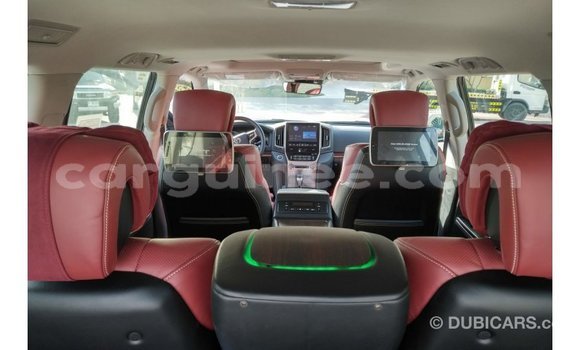 Buy Import Toyota Land Cruiser Black Car in Import - Dubai in Conakry Buy Import Toyota Land Cruiser Black Car in Import - Dubai in Conakry