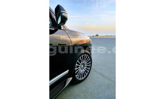 Buy Import Toyota Land Cruiser Black Car in Import - Dubai in Conakry Buy Import Toyota Land Cruiser Black Car in Import - Dubai in Conakry