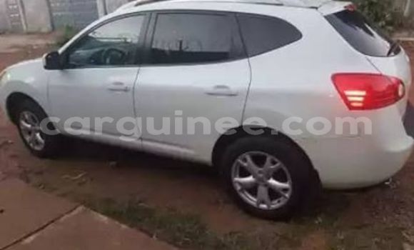 Acheter Occasion Voiture Nissan Rogue Blanc à Conakry, Conakry Acheter Occasion Voiture Nissan Rogue Blanc à Conakry, Conakry