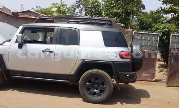 Buy Used Toyota FJ Cruiser Silver Car in Conakry in Conakry Buy Used Toyota FJ Cruiser Silver Car in Conakry in Conakry