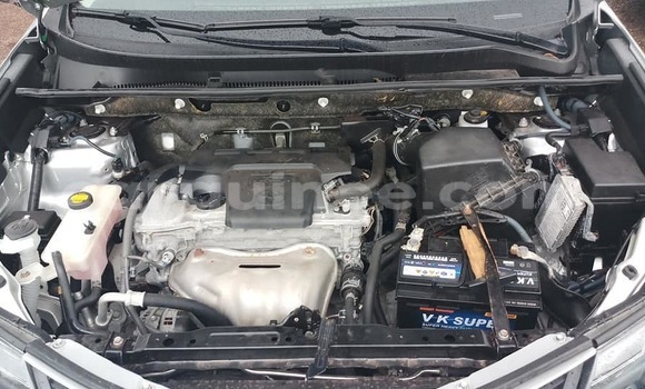 Acheter Occasion Voiture Toyota RAV4 Gris à Conakry, Conakry Acheter Occasion Voiture Toyota RAV4 Gris à Conakry, Conakry