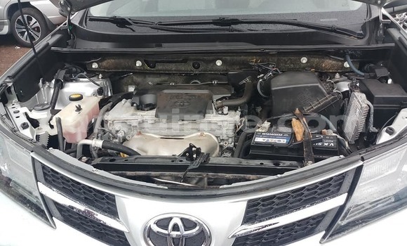 Acheter Occasion Voiture Toyota RAV4 Gris à Conakry, Conakry Acheter Occasion Voiture Toyota RAV4 Gris à Conakry, Conakry
