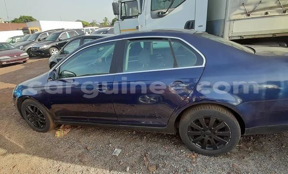 Buy Used Volkswagen Golf Blue Car in Conakry in Conakry Buy Used Volkswagen Golf Blue Car in Conakry in Conakry