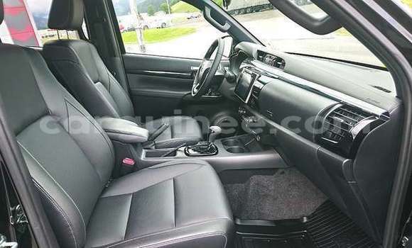 Buy Used Toyota Hilux Black Car in Conakry in Conakry Buy Used Toyota Hilux Black Car in Conakry in Conakry