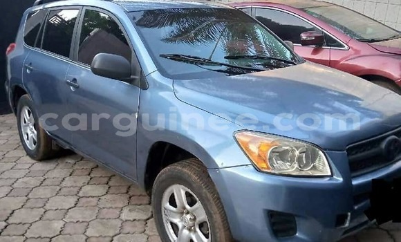 Acheter Occasion Voiture Toyota RAV4 Bleu à Conakry, Conakry Acheter Occasion Voiture Toyota RAV4 Bleu à Conakry, Conakry