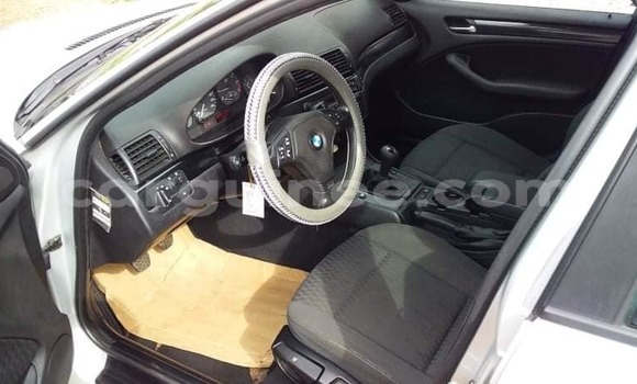 Buy Used BMW 3–Series Silver Car in Conakry in Conakry Buy Used BMW 3–Series Silver Car in Conakry in Conakry