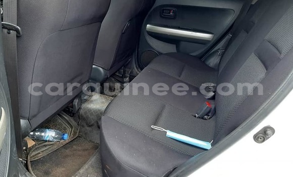 Buy Used Toyota IST White Car in Conakry in Conakry Buy Used Toyota IST White Car in Conakry in Conakry