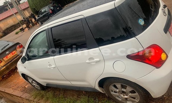 Buy Used Toyota IST White Car in Conakry in Conakry Buy Used Toyota IST White Car in Conakry in Conakry