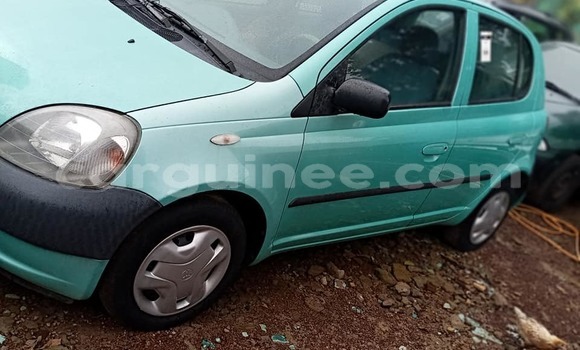Buy Used Toyota Yaris Green Car in Conakry in Conakry Buy Used Toyota Yaris Green Car in Conakry in Conakry