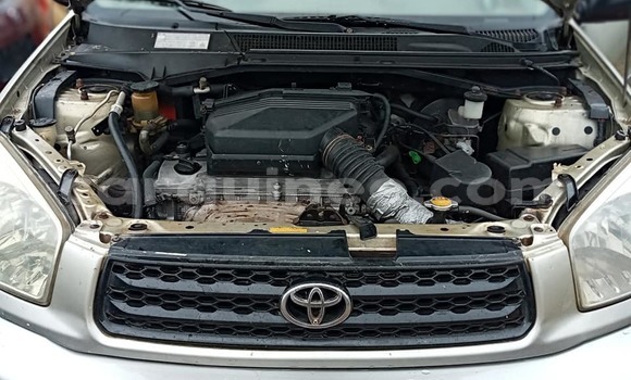 Buy Used Toyota RAV4 Silver Car in Conakry in Conakry Buy Used Toyota RAV4 Silver Car in Conakry in Conakry