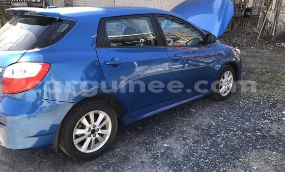 Buy Used Toyota Matrix Blue Car in Conakry in Conakry Buy Used Toyota Matrix Blue Car in Conakry in Conakry