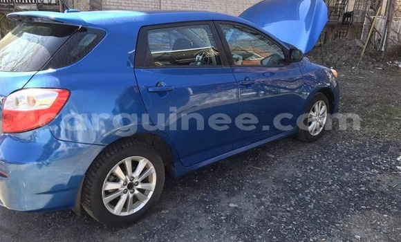 Buy Used Toyota Matrix Blue Car in Conakry in Conakry Buy Used Toyota Matrix Blue Car in Conakry in Conakry